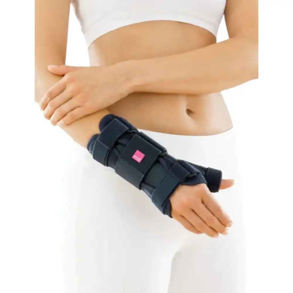 R11022_11819331993890