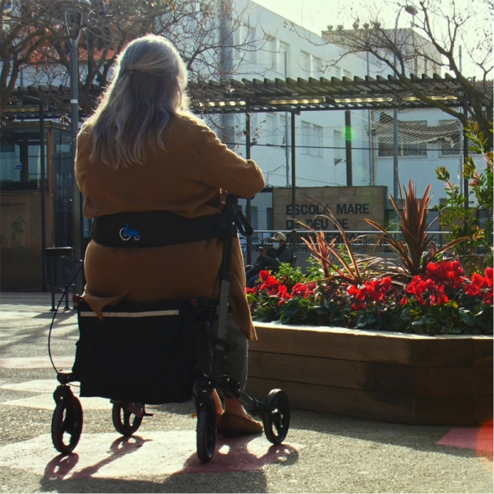 2189-Andador-exterior-magnum-IM-TotalCare-modelo